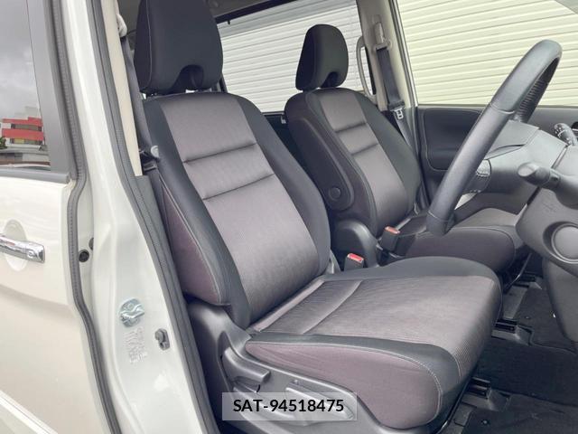 Nissan SERENA 2017-11 8814608-7