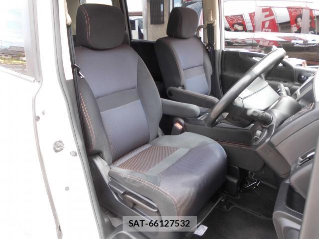 Nissan SERENA 2009-07 8814654-17