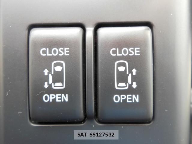 Nissan SERENA 2009-07 8814654-6
