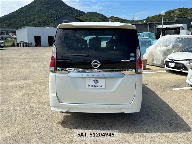 Nissan SERENA 2017-08 8814720-15