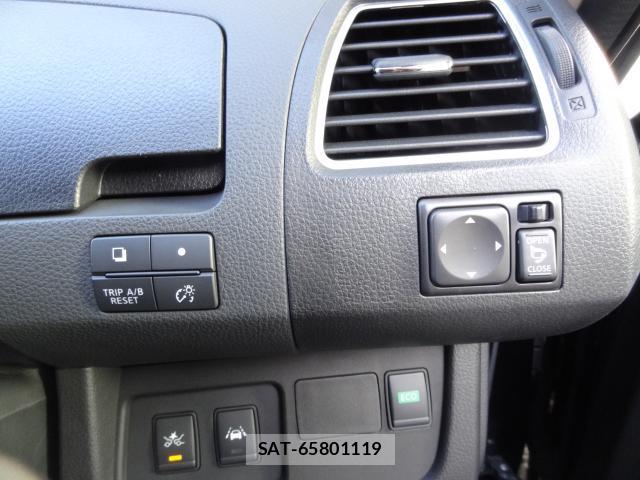 Nissan SERENA 2014-01 8814874-19