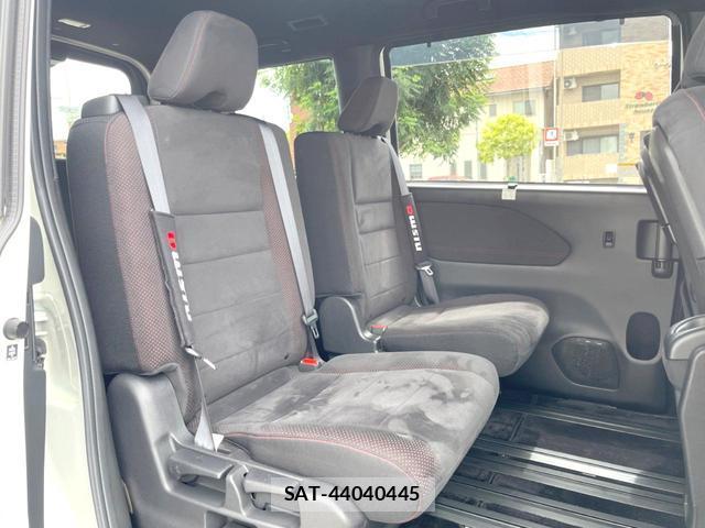 Nissan SERENA 2018-02 8814941-2