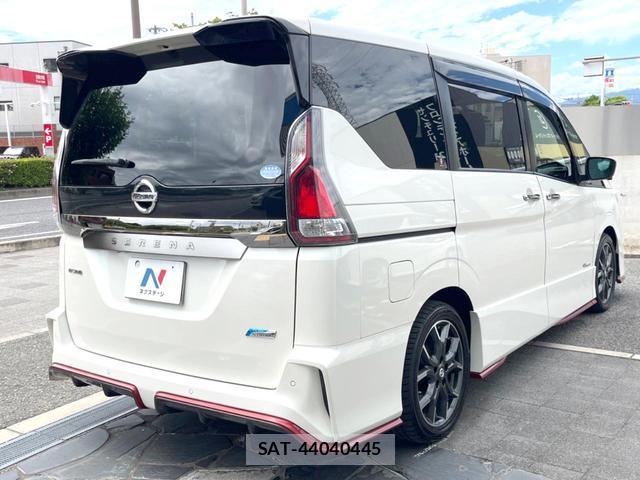 Nissan SERENA 2018-02 8814941-5