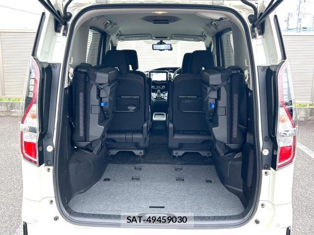Nissan SERENA 2022-03 8815001-10