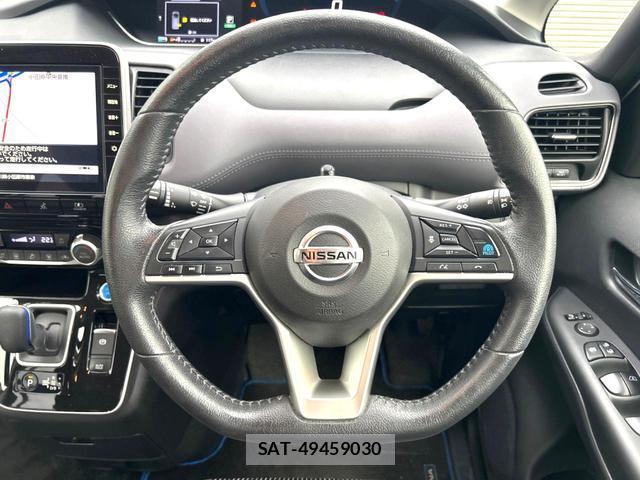Nissan SERENA 2022-03 8815001-11