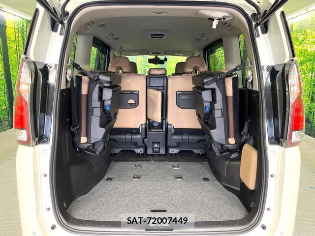 Nissan SERENA 2016-08 8815023-10