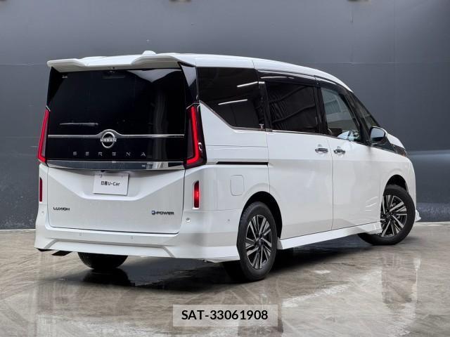 Nissan SERENA 2023-04 8815200-1