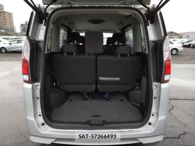 Nissan SERENA 2017-09 8815349-5
