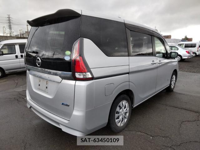 Nissan SERENA 2017-09 8815352-2