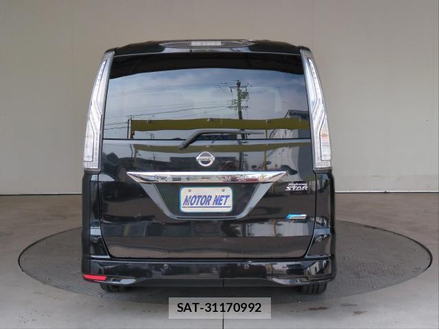 Nissan SERENA 2014-11 8815428-13