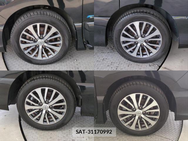 Nissan SERENA 2014-11 8815428-8