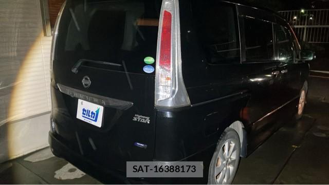 Nissan SERENA 2012-04 8815544-12