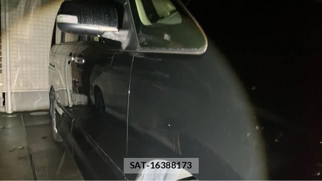 Nissan SERENA 2012-04 8815544-3