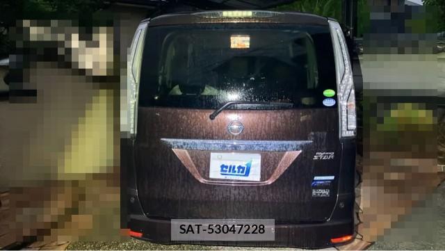 Nissan SERENA 2016-02 8815571-1