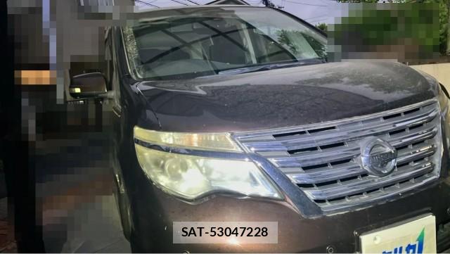 Nissan SERENA 2016-02 8815571-11