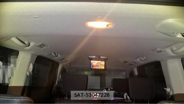 Nissan SERENA 2016-02 8815571-15