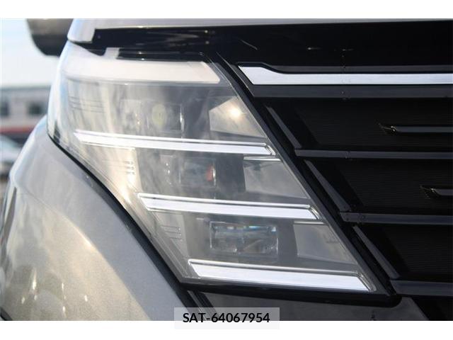 Nissan SERENA 2023-08 8815777-10