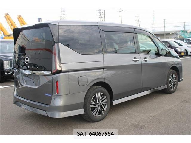 Nissan SERENA 2023-08 8815777-15