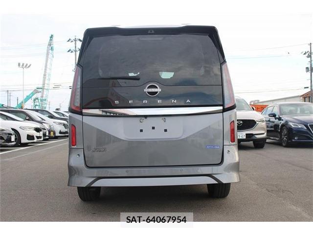 Nissan SERENA 2023-08 8815777-16