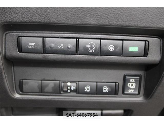 Nissan SERENA 2023-08 8815777-6