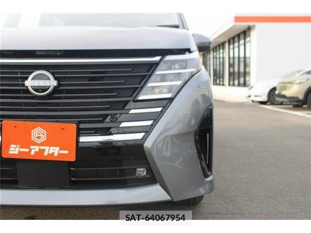 Nissan SERENA 2023-08 8815777-7