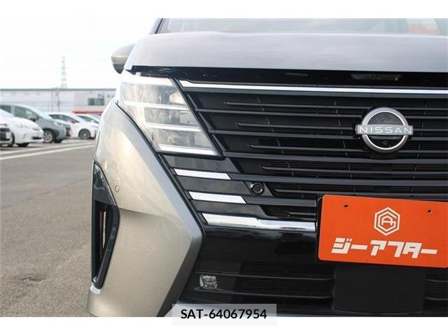 Nissan SERENA 2023-08 8815777-8