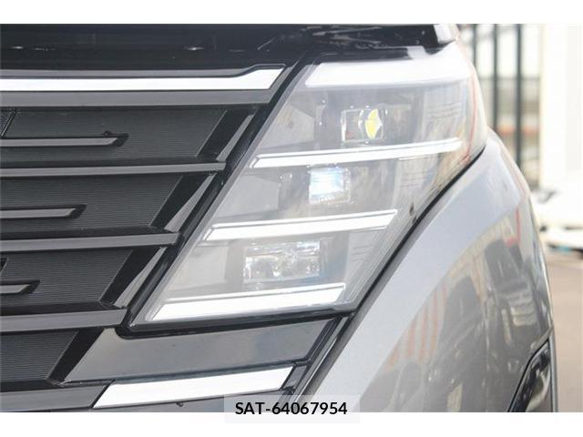 Nissan SERENA 2023-08 8815777-9