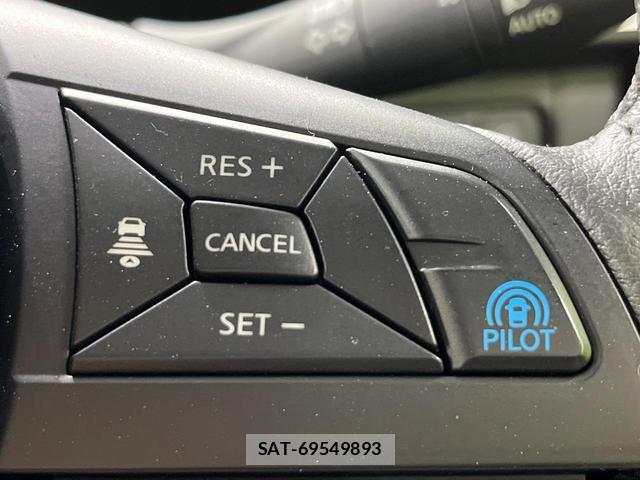 Nissan SERENA 2018-07 8815953-3