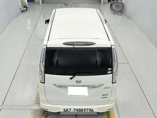 Nissan SERENA 2015-07 8816309-11