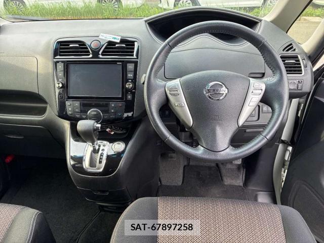 Nissan SERENA 2015-11 8816310-4