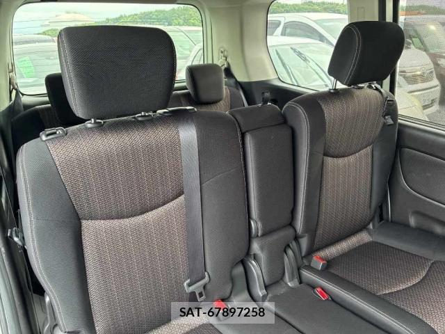 Nissan SERENA 2015-11 8816310-6