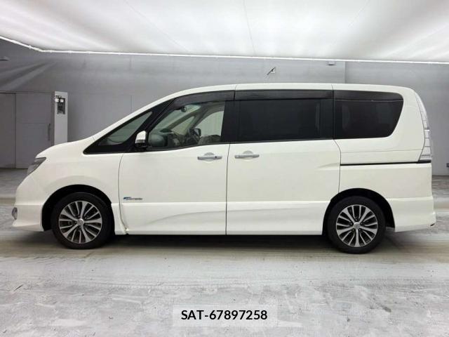 Nissan SERENA 2015-11 8816310-9