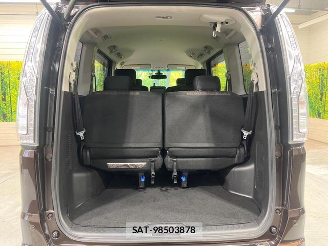 Nissan SERENA 2016-04 8816477-9