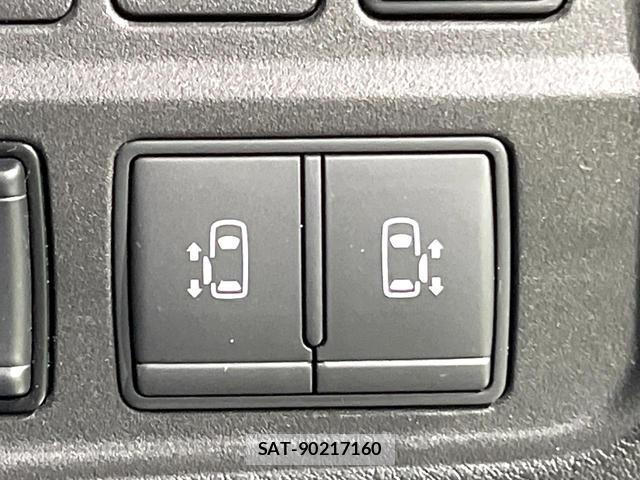 Nissan SERENA 2022-05 8816491-6
