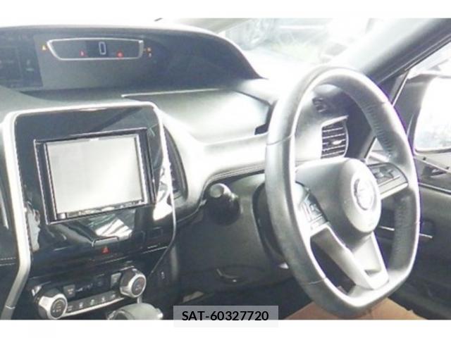 Nissan SERENA 2017-02 8816795-2