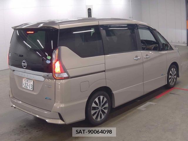 Nissan SERENA 2017-03 8816818-1