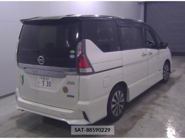 Nissan SERENA 2017-01 8816861-1