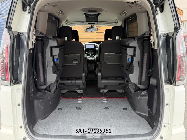 Nissan SERENA 2022-07 8817021-14