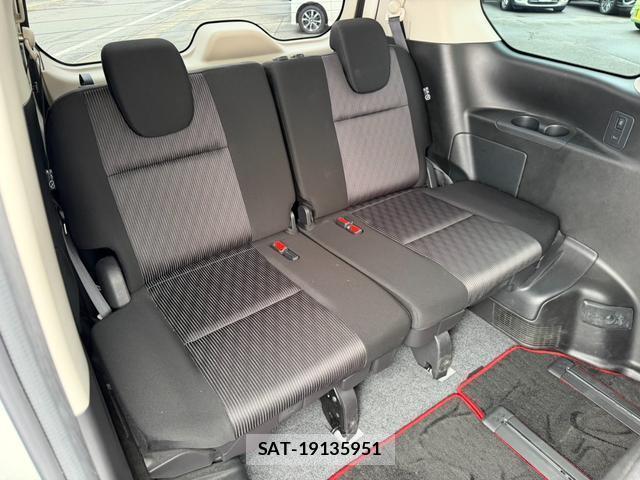 Nissan SERENA 2022-07 8817021-16