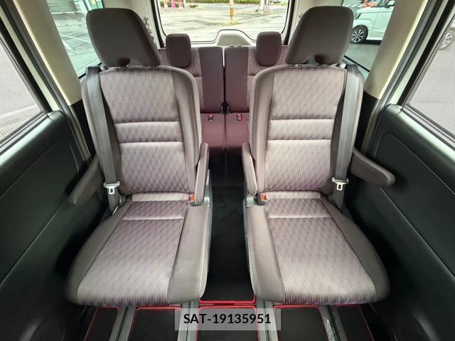 Nissan SERENA 2022-07 8817021-17