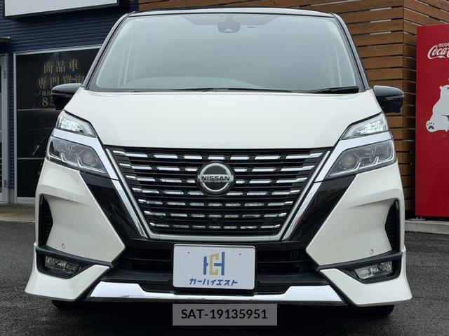 Nissan SERENA 2022-07 8817021-2