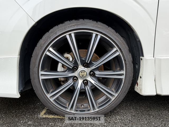 Nissan SERENA 2022-07 8817021-7
