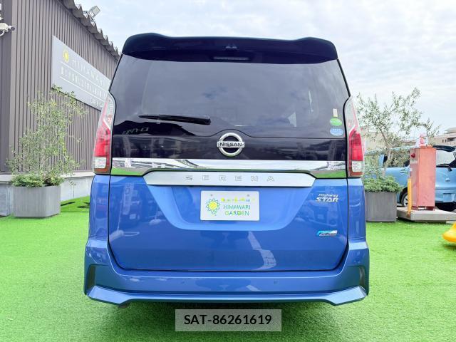 Nissan SERENA 2017-08 8817032-3