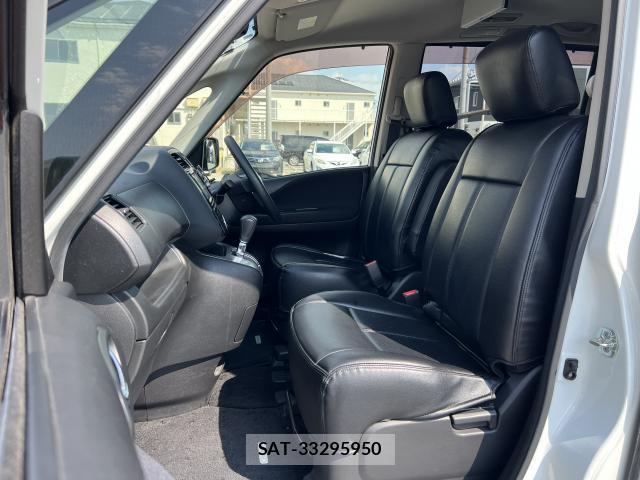 Nissan SERENA 2012-02 8817109-14