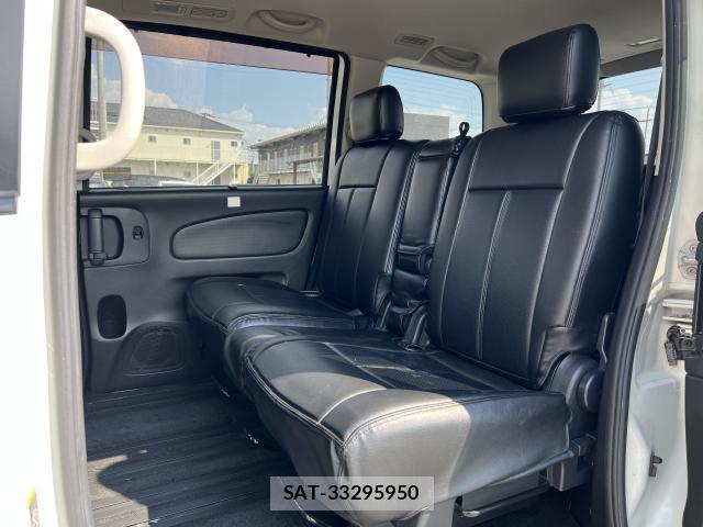 Nissan SERENA 2012-02 8817109-15