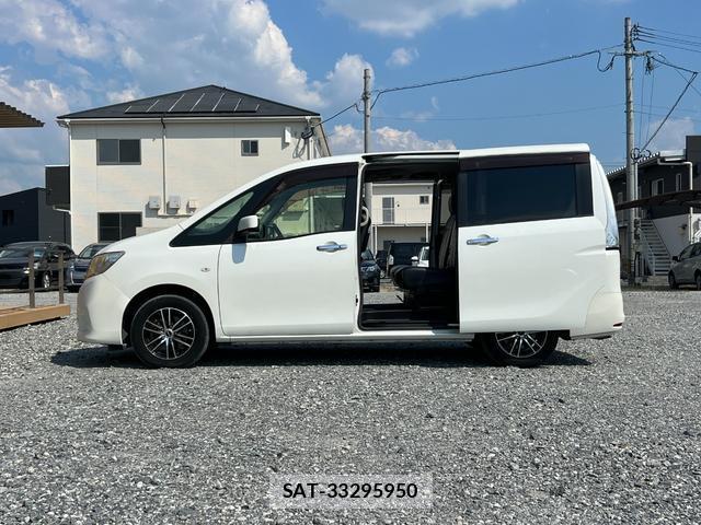 Nissan SERENA 2012-02 8817109-3