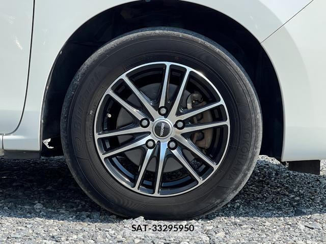Nissan SERENA 2012-02 8817109-5