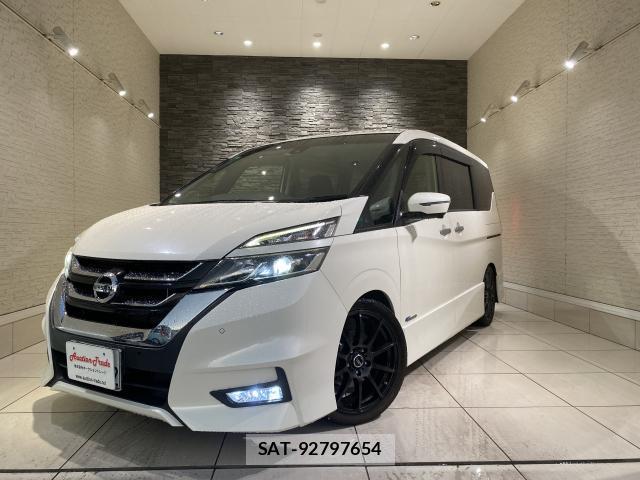 Nissan SERENA 2018-01 8817181-0