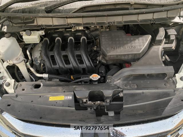 Nissan SERENA 2018-01 8817181-7