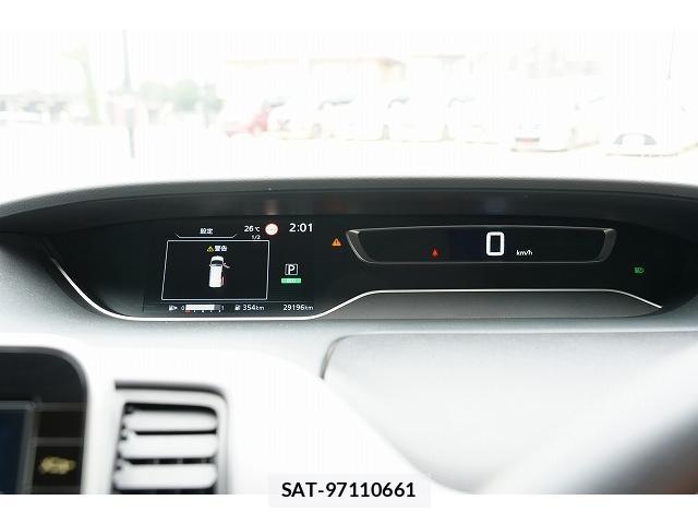 Nissan SERENA 2021-11 8817288-11